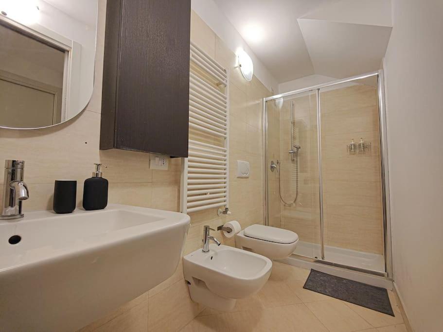 Navigli 10 Min Loft Moderno Con Area Esterna Apartamento Milão Exterior foto