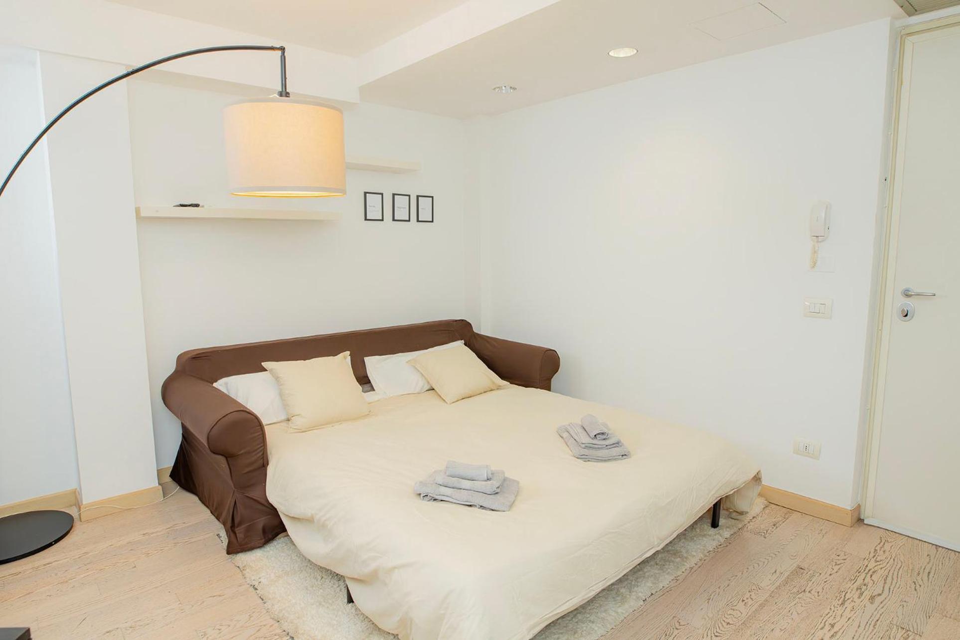 Navigli 10 Min Loft Moderno Con Area Esterna Apartamento Milão Exterior foto